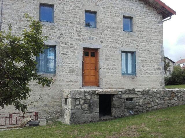 Apartamento Aux Genets De Josephine Fournols Exterior foto