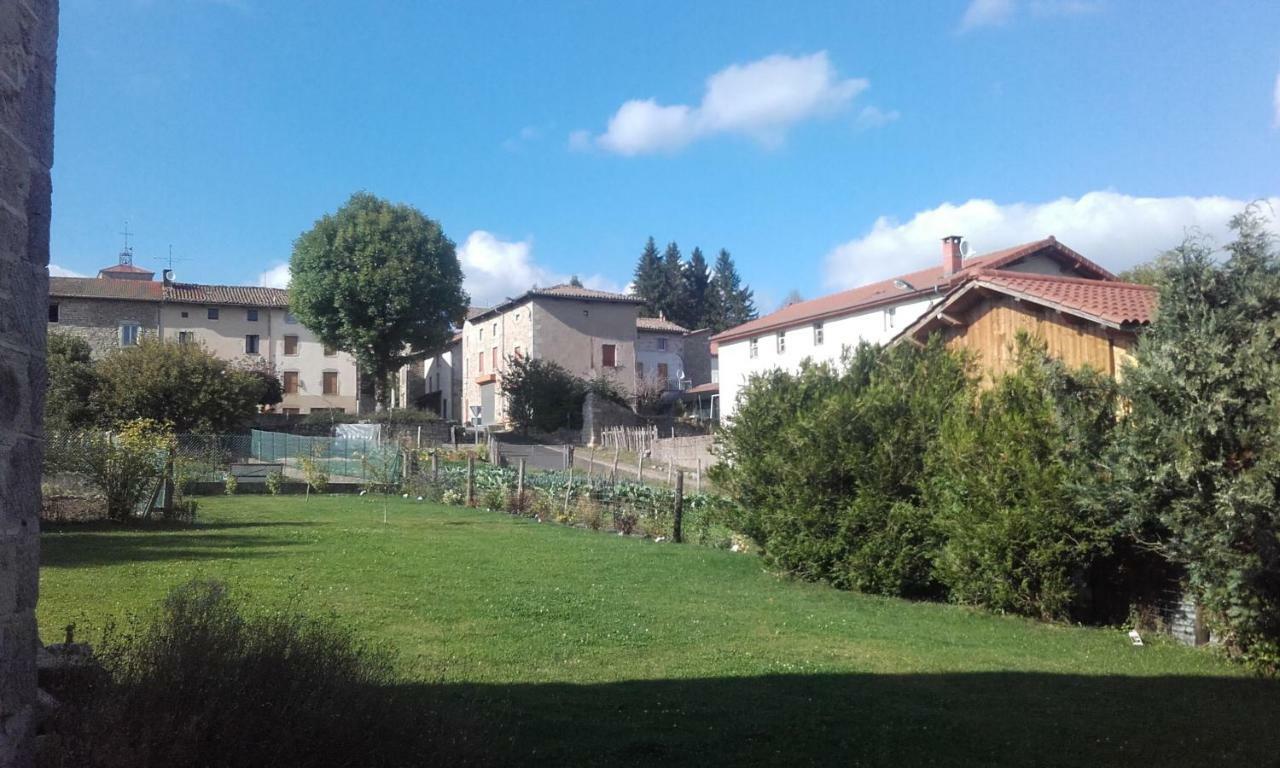 Apartamento Aux Genets De Josephine Fournols Exterior foto