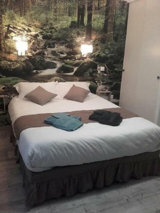 Apartamento Aux Genets De Josephine Fournols Exterior foto