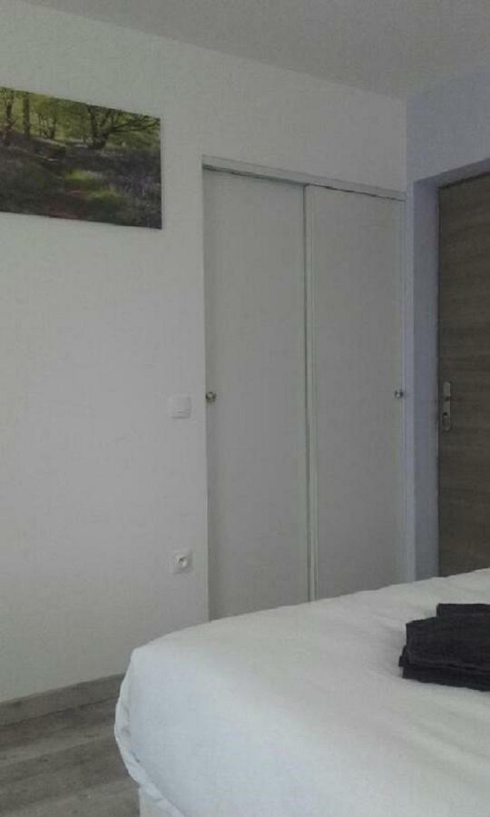 Apartamento Aux Genets De Josephine Fournols Exterior foto